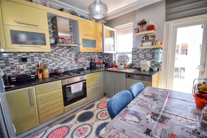 شقة 2 + 1 في منطقة لارا أنطاليا 