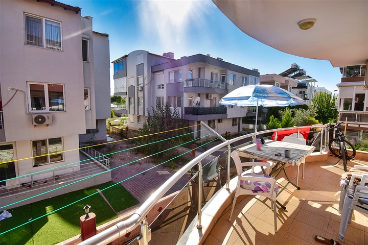 شقة 2 + 1 في منطقة لارا أنطاليا 