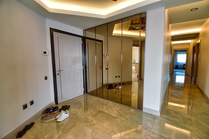 شقة 3+1 في حي شيرينالي-أنطاليا