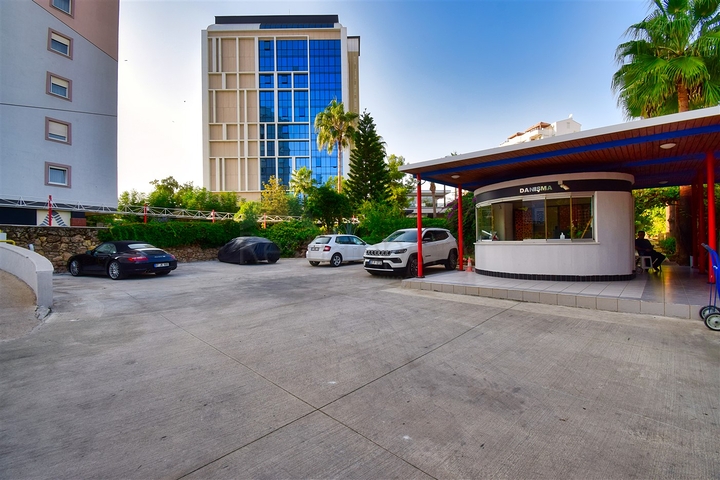 شقة 3+1 في حي شيرينالي-أنطاليا