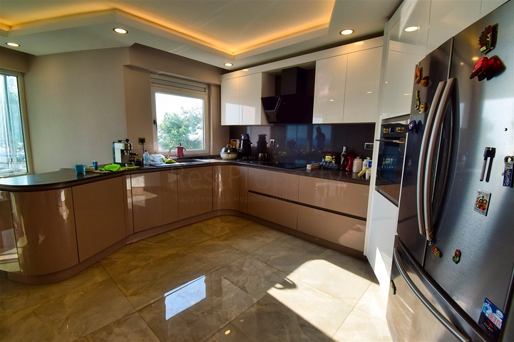 شقة 3+1 في حي شيرينالي-أنطاليا