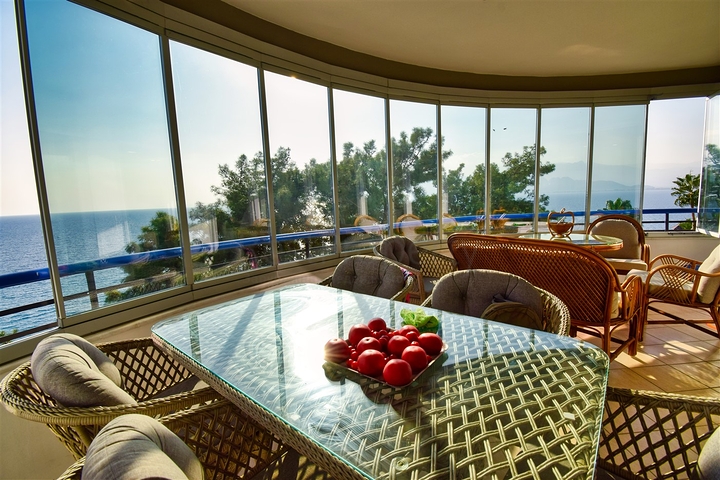 شقة 3+1 في حي شيرينالي-أنطاليا