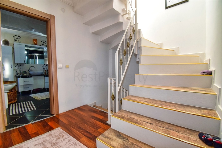 فيلا 4 + 2 في منطقة لارا أنطاليا