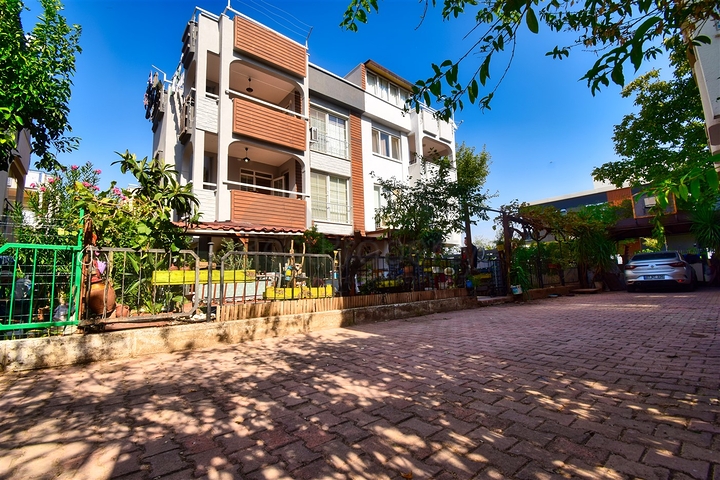 فيلا 4 + 2 في منطقة لارا أنطاليا