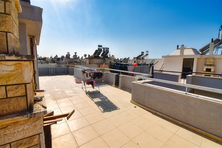 فيلا 4 + 2 في منطقة لارا أنطاليا