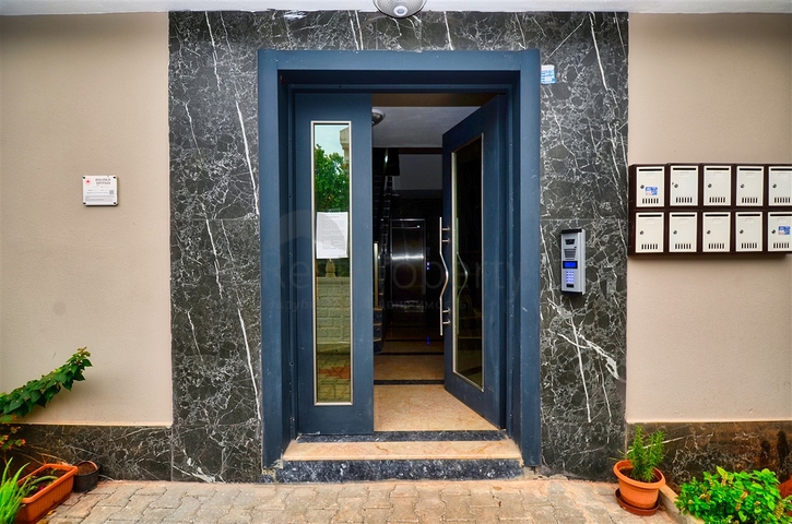 شقة 2+1 في حي كيزيلاريك-أنطاليا 