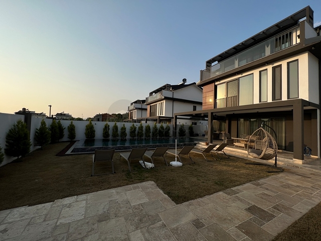 فيلا 3+1 في فتحية-منطقة أنطاليا