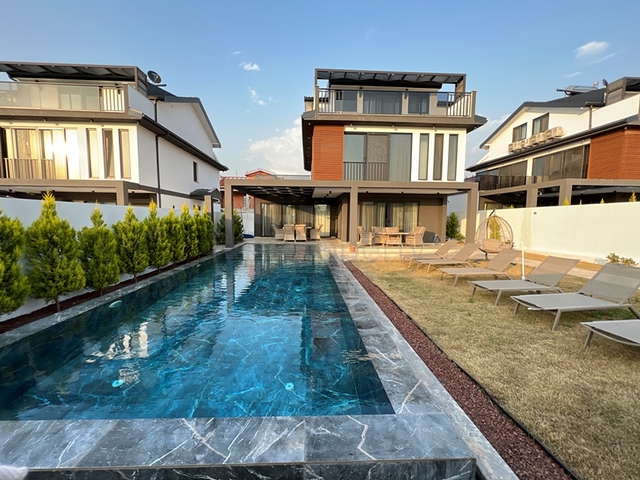 فيلا 3+1 في فتحية-منطقة أنطاليا