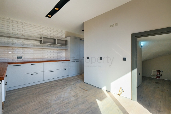 فلل 4 + 2 في دوشيمالتي-منطقة أنطاليا 