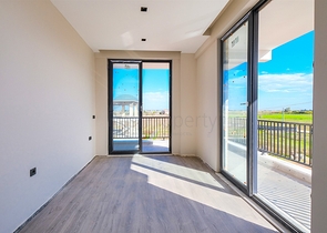 فلل 4 + 2 في دوشيمالتي-منطقة أنطاليا 