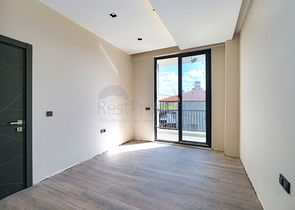 فلل 4 + 2 في دوشيمالتي-منطقة أنطاليا 