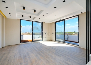 فلل 4 + 2 في دوشيمالتي-منطقة أنطاليا 