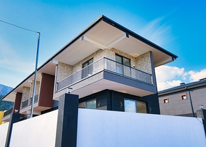 فلل 4 + 2 في دوشيمالتي-منطقة أنطاليا 