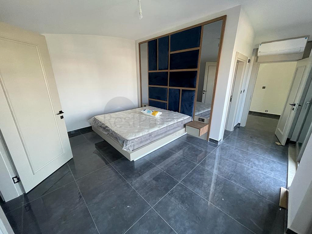 فيلا 4 + 1 في منطقة بيليك أنطاليا 