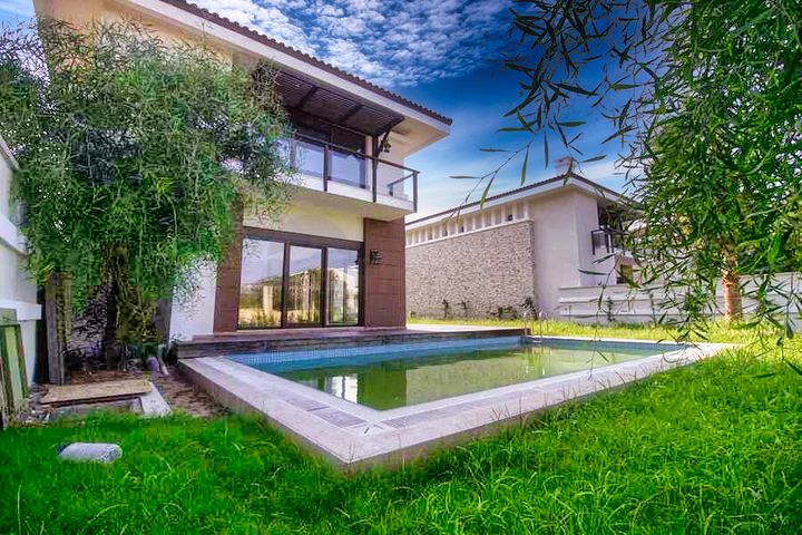 فيلا 3 + 1 في منطقة بيليك أنطاليا 