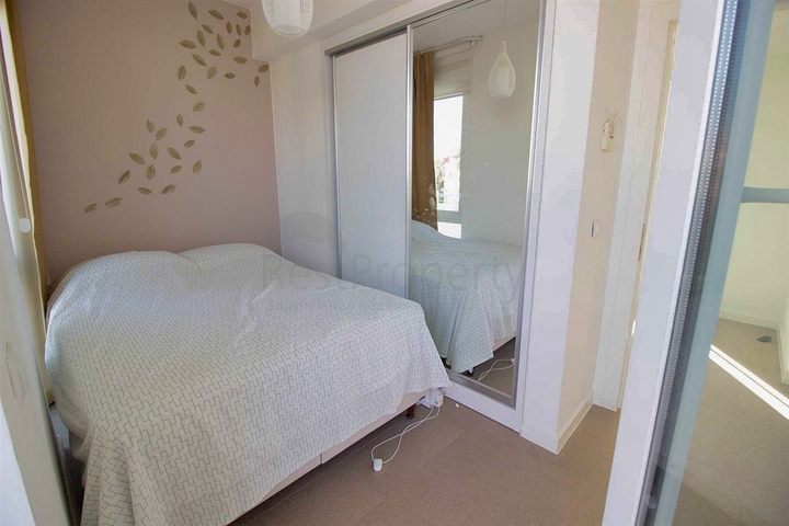 فيلا 4 + 1 في منطقة بيليك أنطاليا 