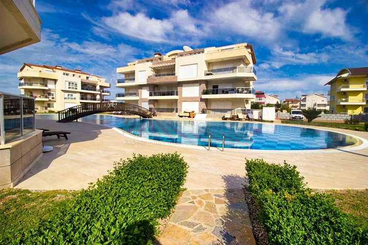 شقة 3 + 1 في منطقة بيليك أنطاليا 