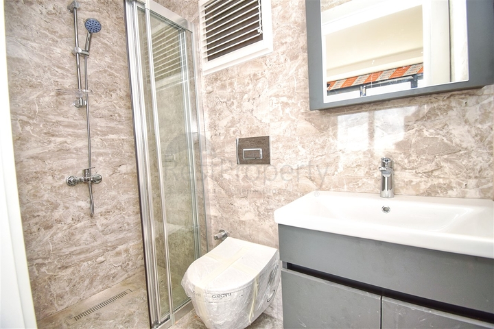 مشروع استثماري للبيع هو مبنى في منطقة التينتاس-أنطاليا