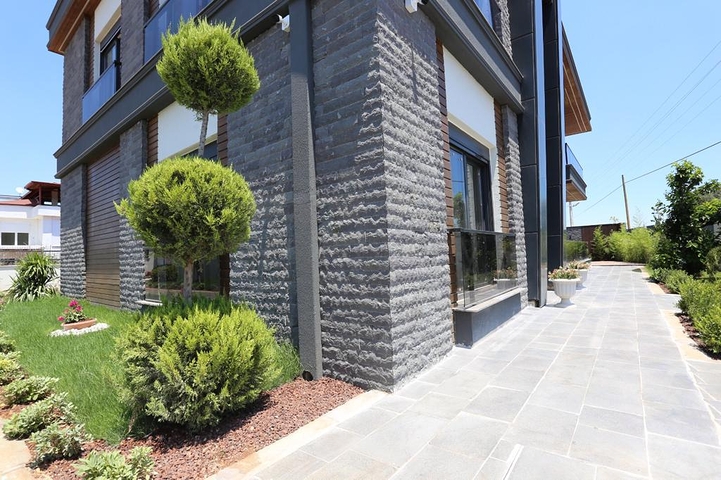 فيلا 5+1 في دوشيمالتي-منطقة أنطاليا