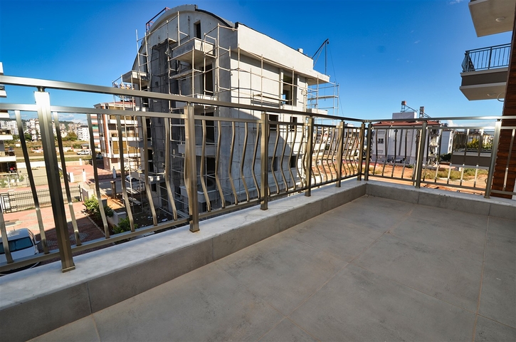 شقق دوبلكس 2+1 و 6+1 في منطقة كيبيز - أنطاليا 