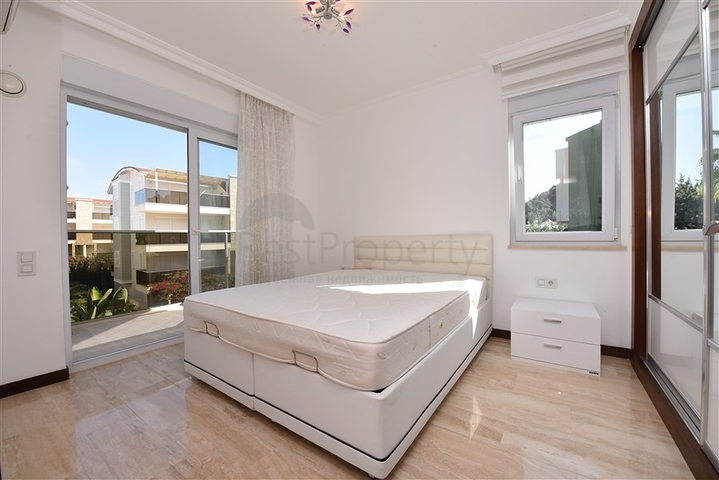 دوبلكس عائلية - 3 غرف وصالة - ضمن منطقة هادئة - كوناكليه / الانيا 