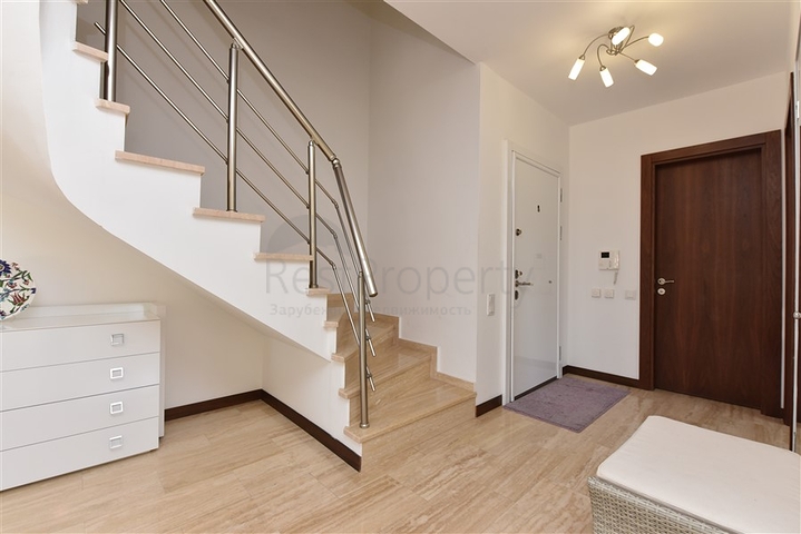 دوبلكس عائلية - 3 غرف وصالة - ضمن منطقة هادئة - كوناكليه / الانيا 