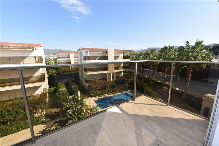 دوبلكس عائلية - 3 غرف وصالة - ضمن منطقة هادئة - كوناكليه / الانيا 