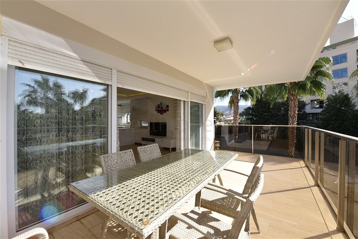 دوبلكس عائلية - 3 غرف وصالة - ضمن منطقة هادئة - كوناكليه / الانيا 