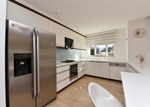 دوبلكس عائلية - 3 غرف وصالة - ضمن منطقة هادئة - كوناكليه / الانيا 