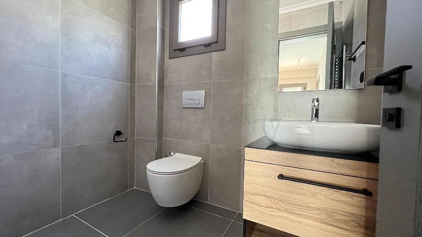 فيلا 3+1 في منطقة فتحية