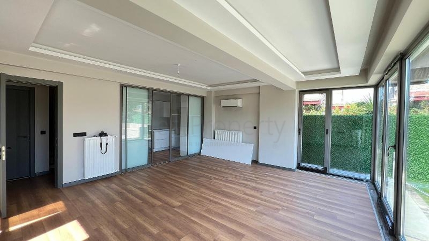 فيلا 3+1 في منطقة فتحية