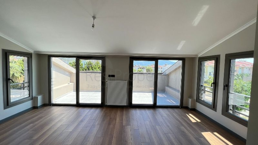 فيلا 3+1 في منطقة فتحية