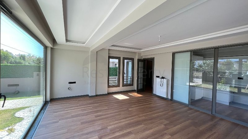 فيلا 3+1 في منطقة فتحية