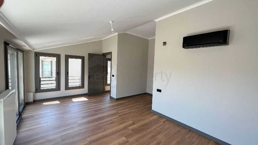 فيلا 3+1 في منطقة فتحية