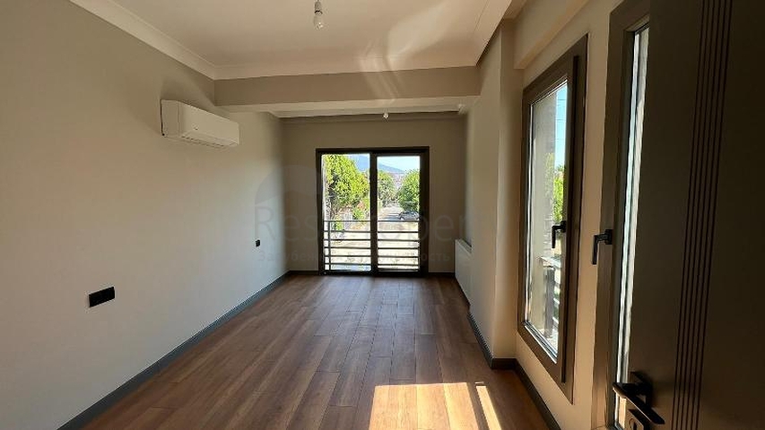 فيلا 3+1 في منطقة فتحية