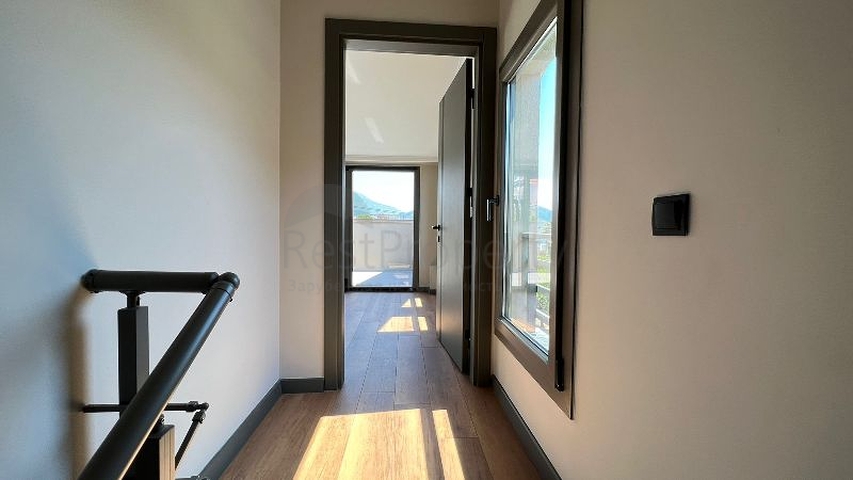 فيلا 3+1 في منطقة فتحية