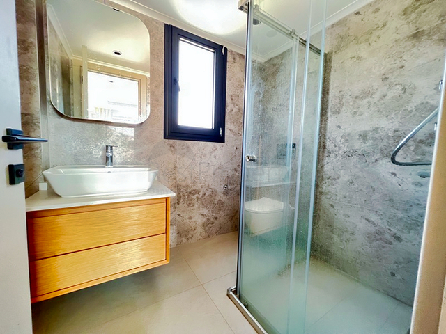 فيلا 3+1 في منطقة فتحية 