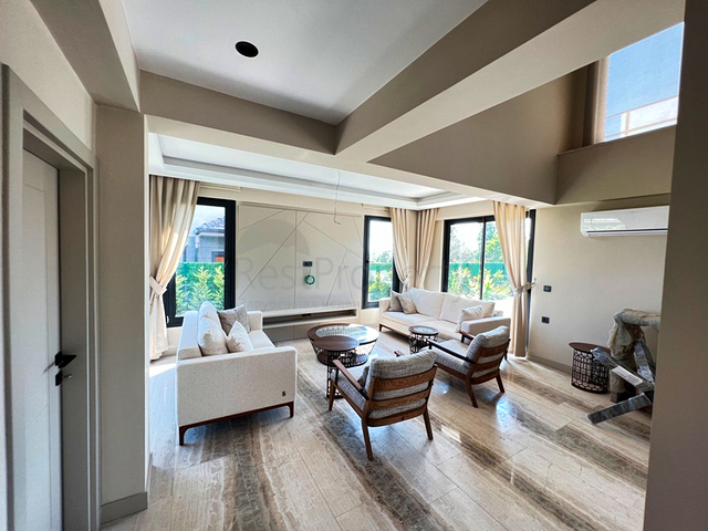 فيلا 3+1 في منطقة فتحية 