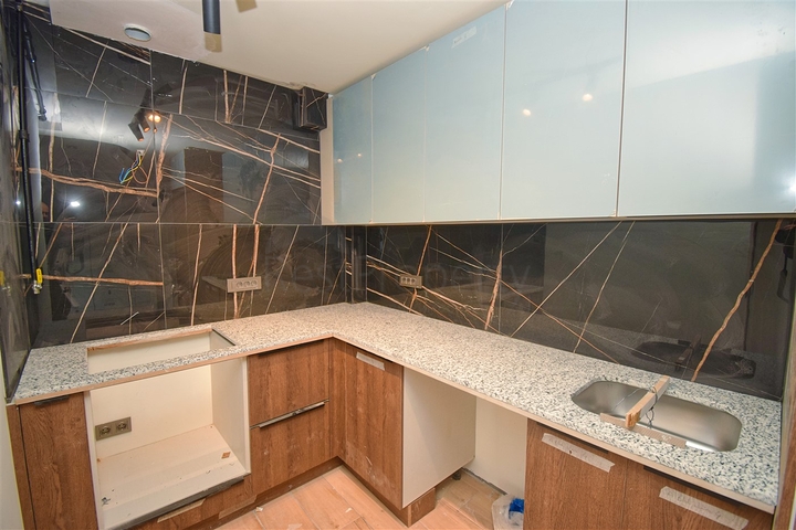 شقق 1+1 و 2+1 في منطقة كوشكافاجي - أنطاليا