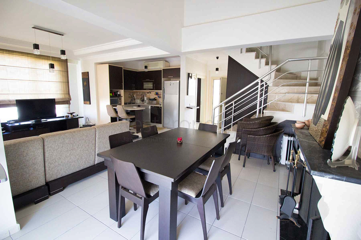 شقة 3 + 1 في منطقة بيليك أنطاليا 