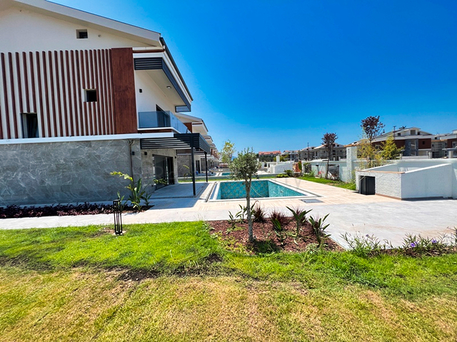 فيلا 4+1 في منطقة فتحية 