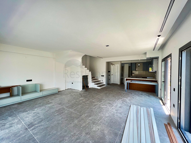 فيلا 4+1 في منطقة فتحية 