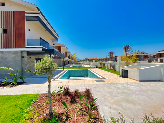 فيلا 4+1 في منطقة فتحية 