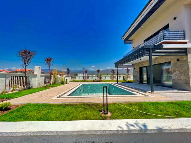 فيلا 4+1 في منطقة فتحية 