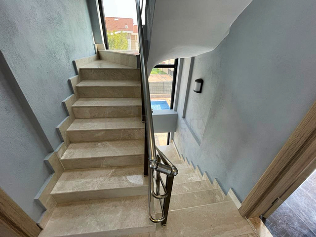 شقة دوبلكس 4 + 1 في منطقة بيليك أنطاليا