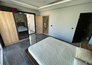 شقة دوبلكس 4 + 1 في منطقة بيليك أنطاليا