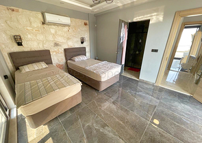 شقة دوبلكس 4 + 1 في منطقة بيليك أنطاليا