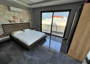 شقة دوبلكس 4 + 1 في منطقة بيليك أنطاليا