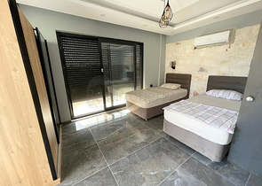 شقة دوبلكس 4 + 1 في منطقة بيليك أنطاليا