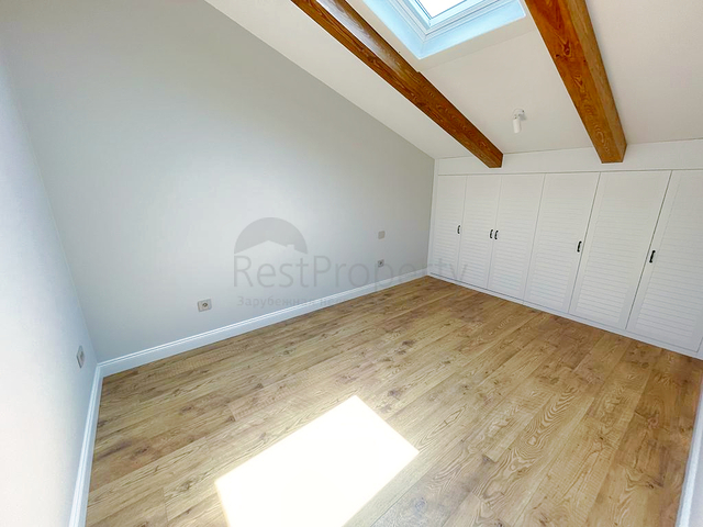 فيلا 4 + 1 في منطقة بيليك أنطاليا 